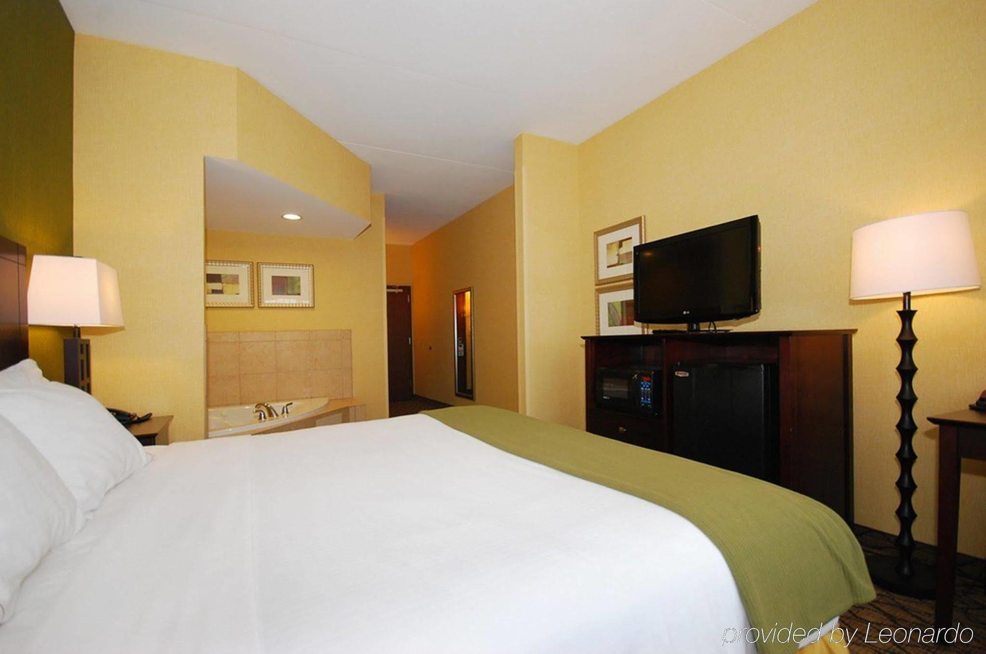 Holiday Inn Express And Suites Kittanning, An Ihg Hotel Екстер'єр фото