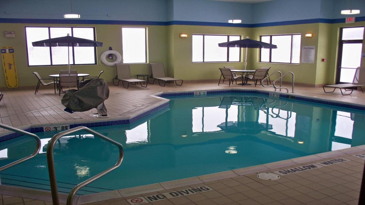 Holiday Inn Express And Suites Kittanning, An Ihg Hotel Екстер'єр фото