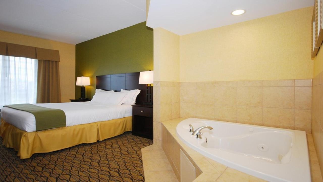 Holiday Inn Express And Suites Kittanning, An Ihg Hotel Екстер'єр фото