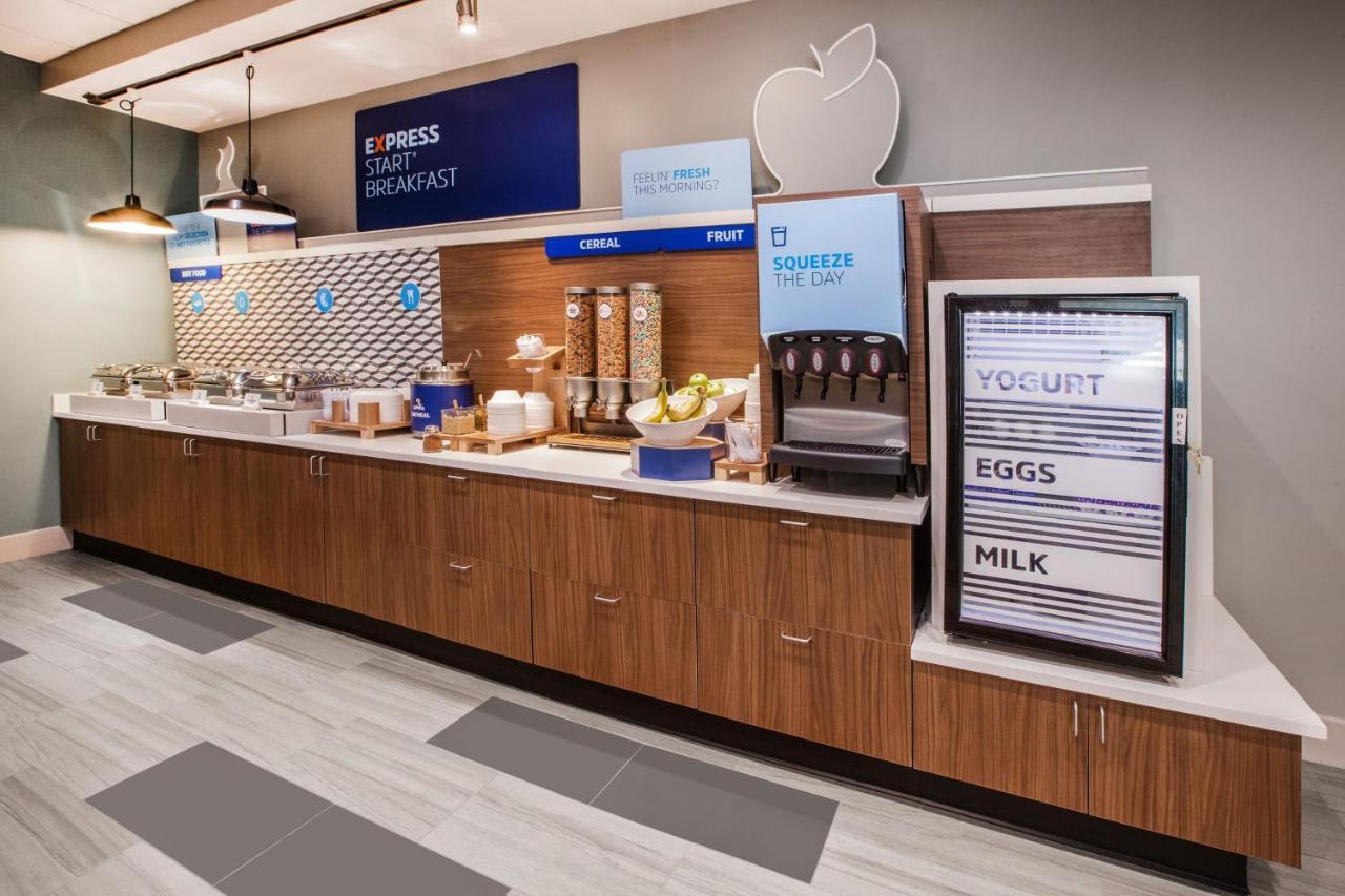 Holiday Inn Express And Suites Kittanning, An Ihg Hotel Екстер'єр фото